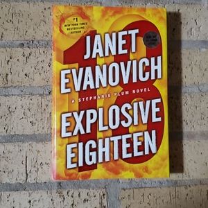 Explosive Eighteen by Janet Evanovich